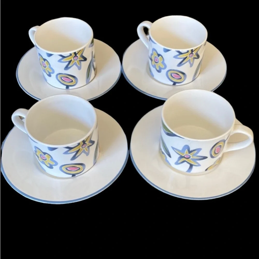 Pottery Barn off-white, Blue and Yellow Bunch, coffee/tea Mugs. Set of 4